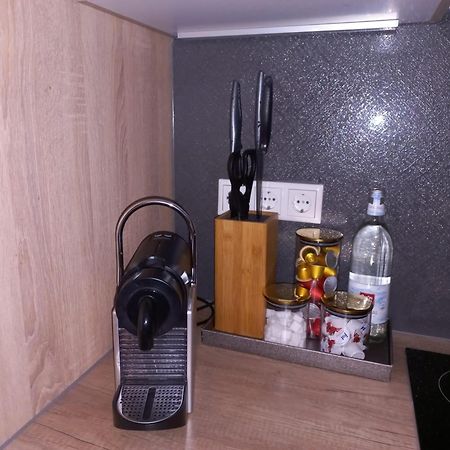 Am City Apartment 24H Self-Check-In, Free Parking, U-Bahn 350M, Netflix نورنبيرغ المظهر الخارجي الصورة