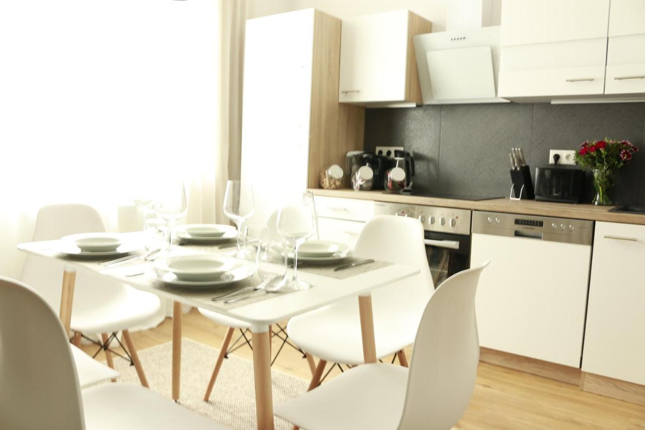 Am City Apartment 24H Self-Check-In, Free Parking, U-Bahn 350M, Netflix نورنبيرغ المظهر الخارجي الصورة