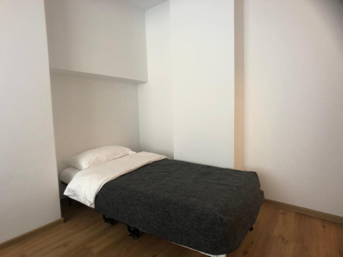 Am City Apartment 24H Self-Check-In, Free Parking, U-Bahn 350M, Netflix نورنبيرغ المظهر الخارجي الصورة